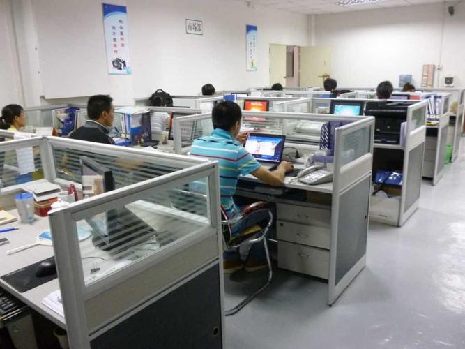 深圳工廠引領潮流 金屬金色USB記憶棒驅動器與GPS導航的完美融合